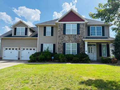 Main picture of 146 Trenton Pl