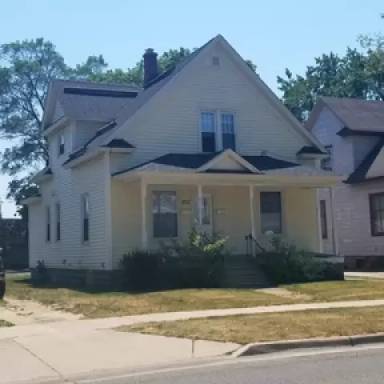 Main picture of 272 1/2 W 17th St