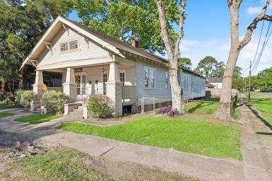 Main picture of 1203 Numa St