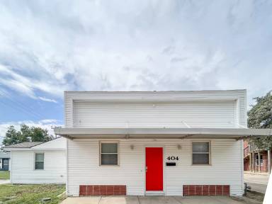 Main picture of 404 S Mulberry St