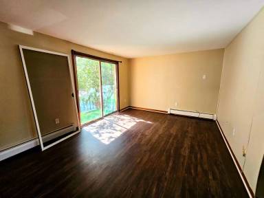 Main picture of 358 Robert Dr