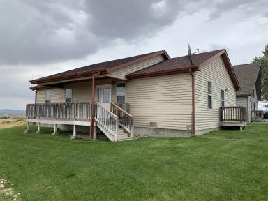 Main picture of 105 Hyland Ct