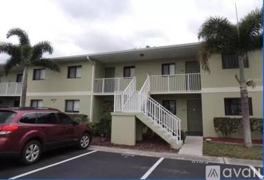 Main picture of Lakeshore Condominiums