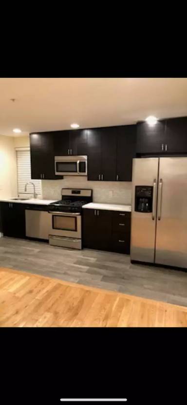 Main picture of 73 Ferry St