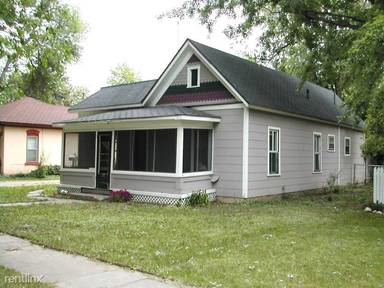 Main picture of 421 S Loomis Ave