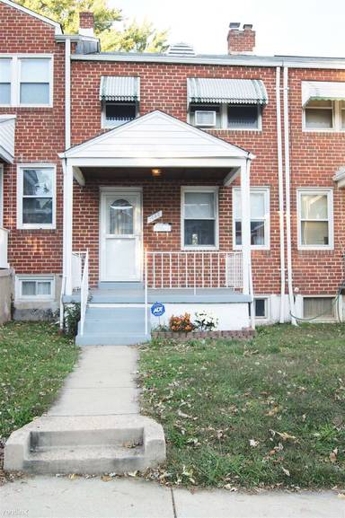 Main picture of 1080 Elm Rd