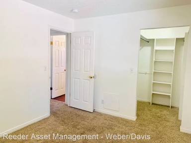 Main picture of 242 N Harrisville Rd