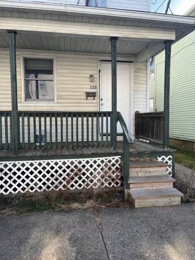Main picture of 218 Lenker Ave