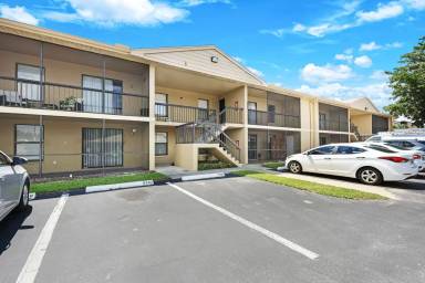 Main picture of Mystic Gardens Condominiums