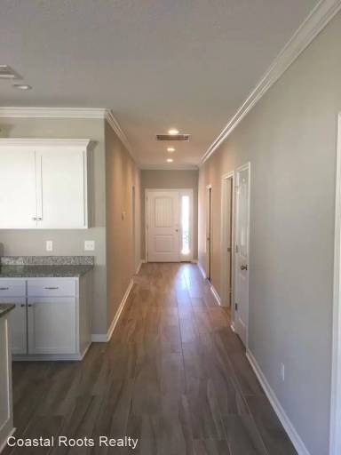 Main picture of 111 Marshall Ct