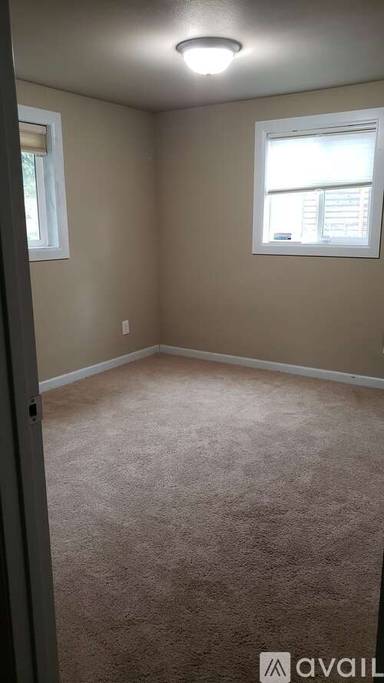 Main picture of 1563 S Dawson St