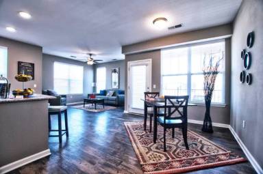 Main picture of 1401 Park 33 Blvd