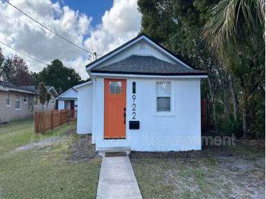 Main picture of 912 La Salle Ave