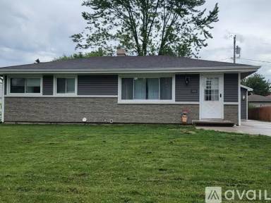 Main picture of 351 Mark Ct