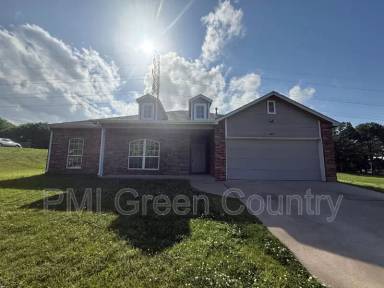 Main picture of 8322 S Murphree Dr