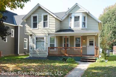 Main picture of 2518 Taylor St NE