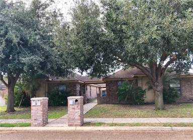 Main picture of 1802 S Kumquat St