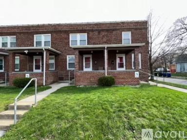 Main picture of 821-27 W Rich St