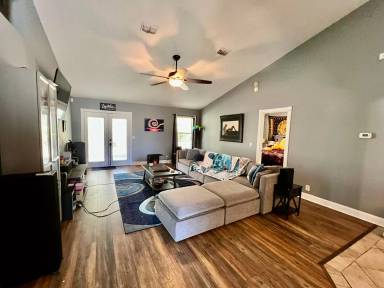 Main picture of 110 Acacia Dr