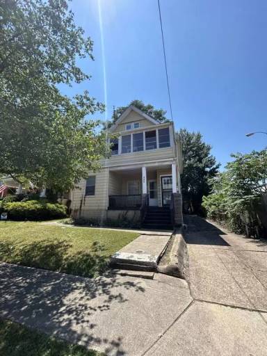 Main picture of 880 Stevenson Rd