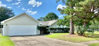 Main picture of 2229 Calle de Pizzaro