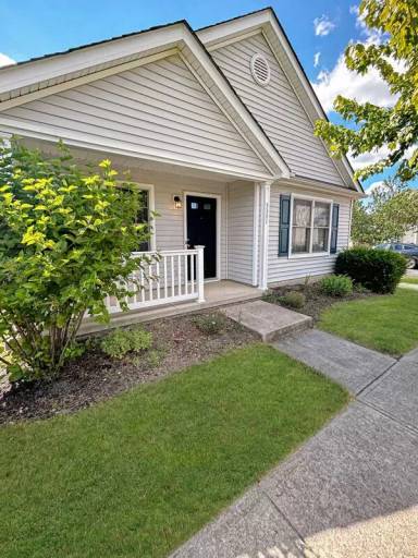 Main picture of 5321 Miramar Dr