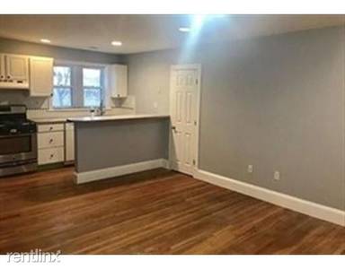 Main picture of 90 Old Colony Ave