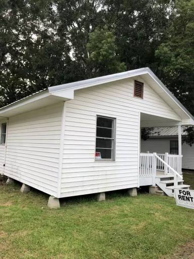 Main picture of 908 E Pershing St