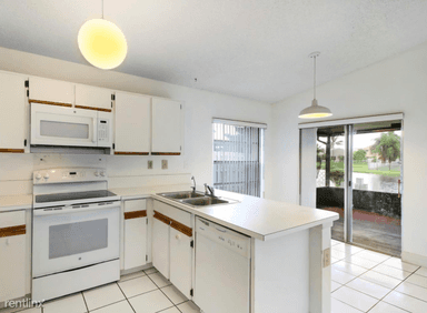 Main picture of 13926 Langley Pl