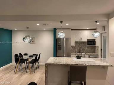 Main picture of 626 Meridian Ave