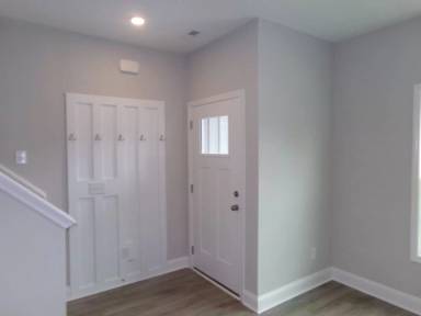 Main picture of 199 Loren Rd