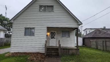 Main picture of 814 S Porter St