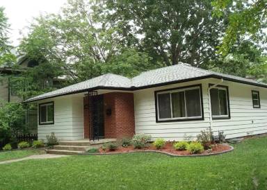 Main picture of 402 W High St
