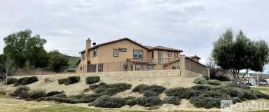 Main picture of 189 Caldera St