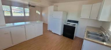 Main picture of 325 N Pikes Peak Ave