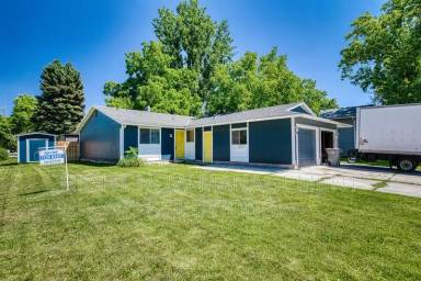 Main picture of 2776 N Reno Way