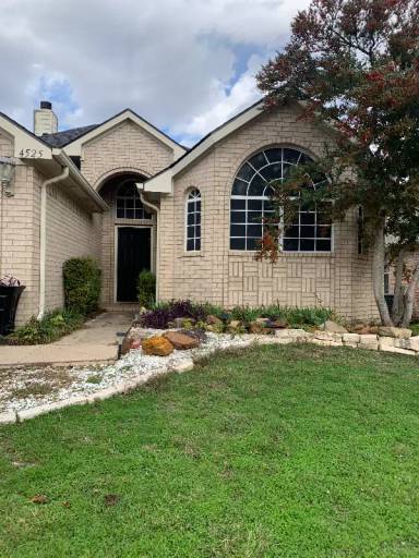 Main picture of 4525 Mustang Dr