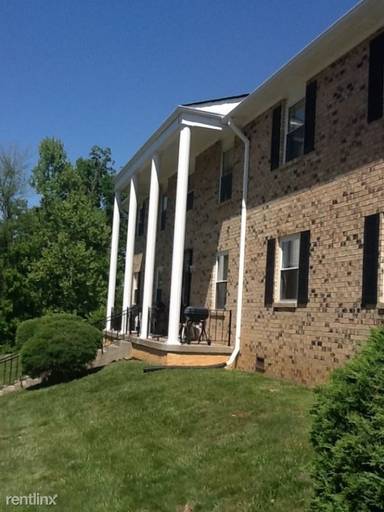 Main picture of 652 S Kentucky Ave