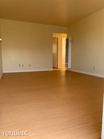 Main picture of 5398 Dellwood Way