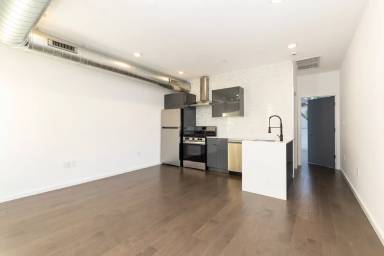 Main picture of 620 Diamond Street - 2