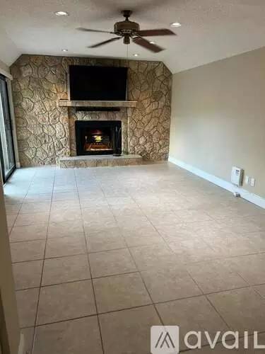Main picture of 3542 Gardens East Dr