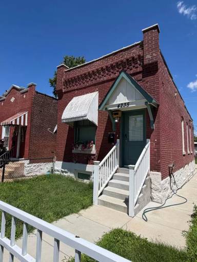 Main picture of 4235 Swan Ave