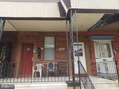 Main picture of 3229 W Susquehanna Ave
