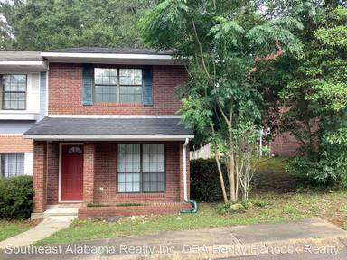Main picture of 196 Lakeview Dr
