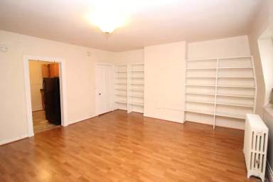 Main picture of 1015 Saint Paul St