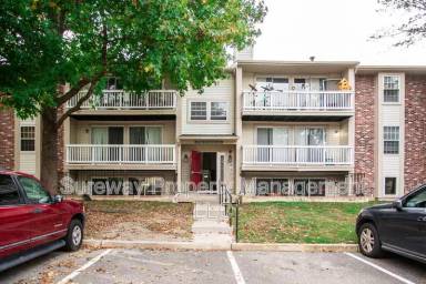 Main picture of 142 Kenwood Dr