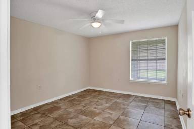 Main picture of 8134 Heirloom Dr