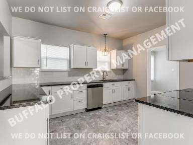 Main picture of 721 N Louisa Ave