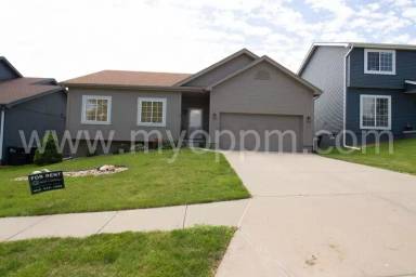 Main picture of 11621 Drexel St