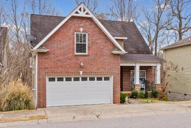 Main picture of 632 Hidden Valley Dr